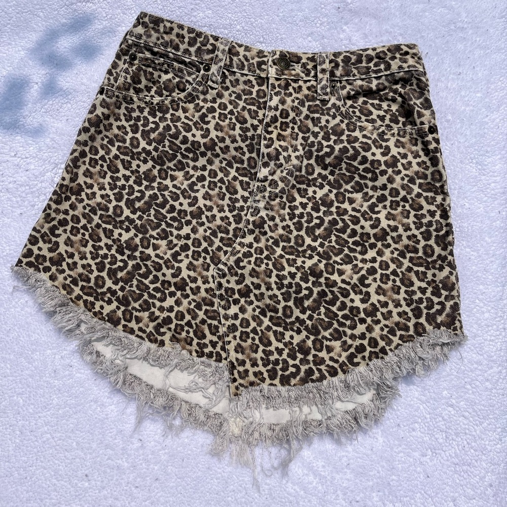 NWOT FREE PEOPLE Denim Cheetah Skirt
